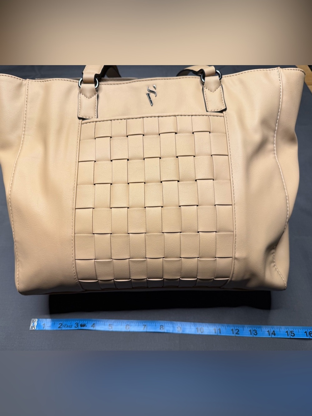 Simply Vera Vera Wang Beige Woven Front Tote “Raddix”